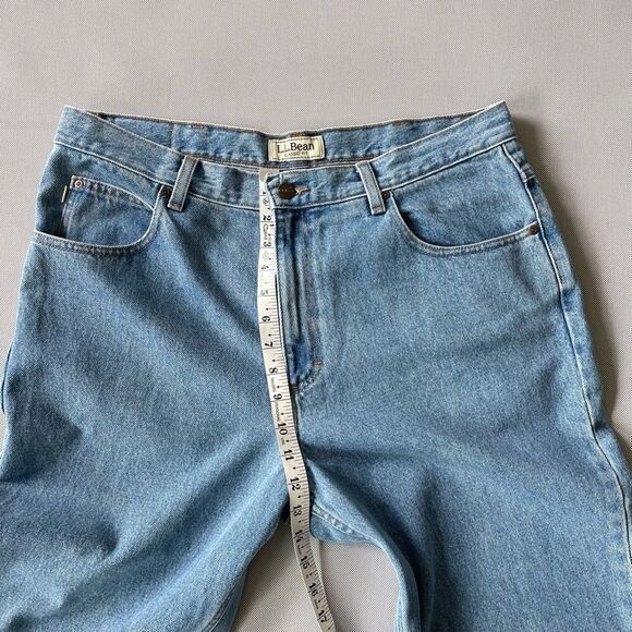 LL Bean Classic Fit Denim Jeans Men’s Size 35x34 - Picture 5 of 8